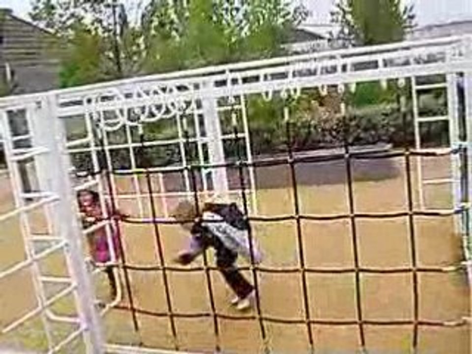 Jeu de cage au Parc de Gerland