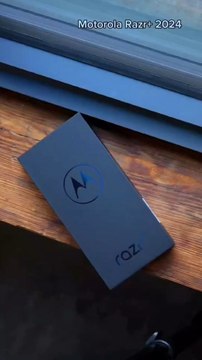 Motorola Razr 50: Cutting-Edge Foldable Smartphone with Premium Features