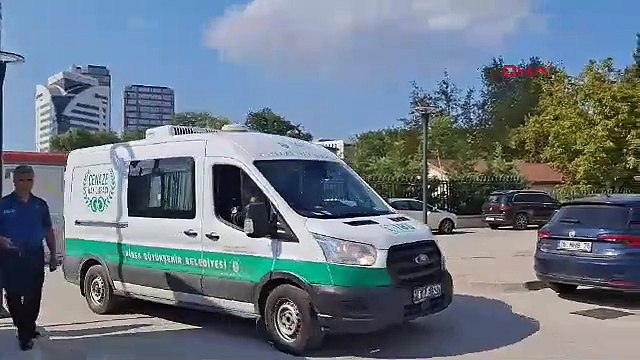 BURSA'da düşen eğitim uçağında hayatını kaybeden 2 pilotun cenazesi Adli Tıp Kurumu'na getirildi