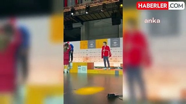 Budapeşte'de Düzenlenen 45. Dünya Satranç Olimpiyatı'na Türk Satranççılar Ediz Gürel ve Yağız Kaan Erdoğmuş Başarılarıyla Damga Vurdu