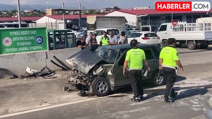 Muayene Sırasındaki Araca Çarpan Otomobilde 2 Yaralı