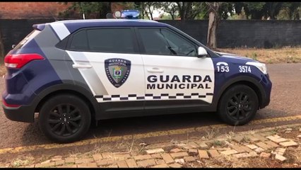 Casal invade imóvel, promove noite de farra e quebradeira e é acordado pela GM no Bairro Alto Alegre