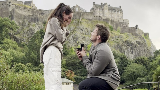 Man surprised girlfriend with proposal - while filming silly TikTok