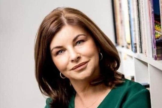 ‘Hate flags’ everywhere in Derry ‘driving really poor relations’ Sinéad McLaughlin tells TEO Committee