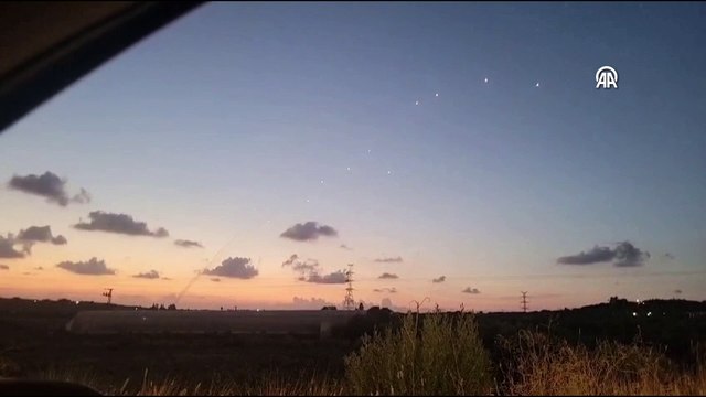 Demir kubbe Hizbullah füzelerini vurdu, İsrail 'OHAL'i uzattı