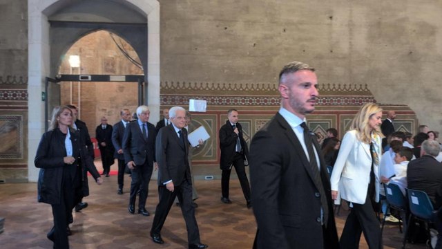 Il video della visita di Sergio Mattarella a Piacenza: il presidente della Repubblica incontra gli studenti