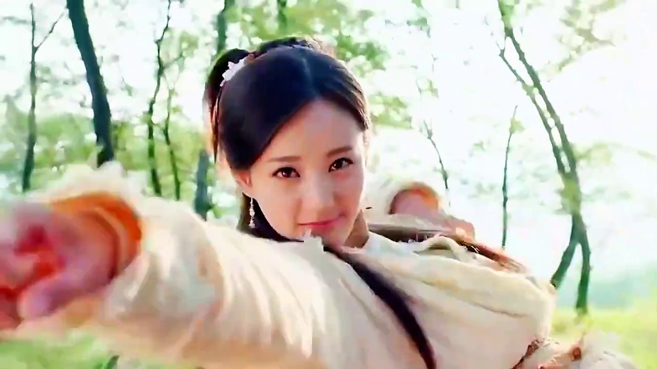 The Legend of the Condor Heroes EP12: Huang Rong learns Carefree Palm Technique