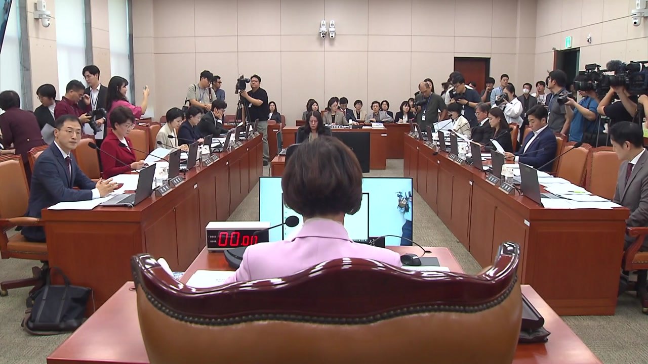 여가위, '딥페이크 성범죄 방지법' 의결...26일 본회의 처리 전망 / YTN
