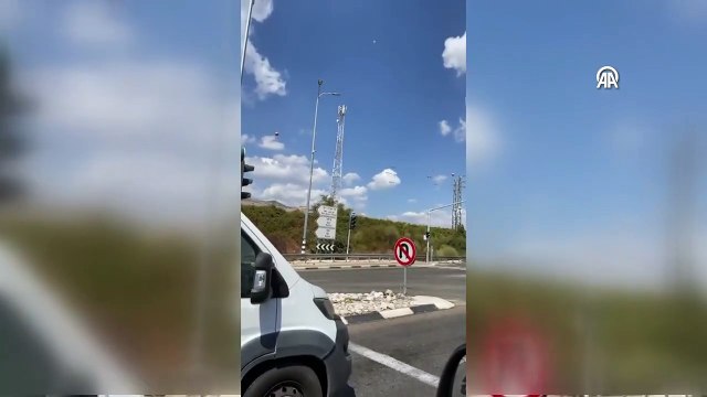 Lübnan'ın güneyinden İsrail'in Tiberya kenti çevresine bir dizi roket atıldı