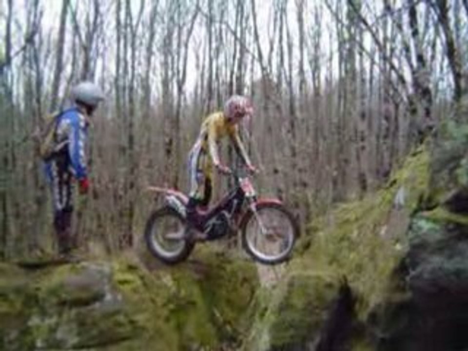 julien PERRET - TRIAL DE BELVES 20 AVRIL 2008