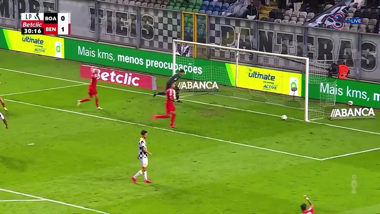 Orkun Kökçü'den muhteşem gol!