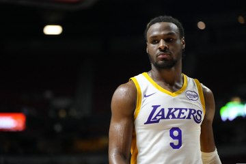 AR 23 LEBRONS SON VT