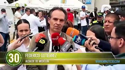 El Alcalde de Medellín respondió ante los jóvenes que fueron sacados de Provenza por su vestimenta