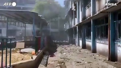 Gaza, attacco israeliano su una scuola-rifugio