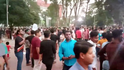 সংখ্যালঘু নির্যাতনের প্রতিবাদে বাংলাদেশী সংখ্যালঘুদের মশাল মিছিল