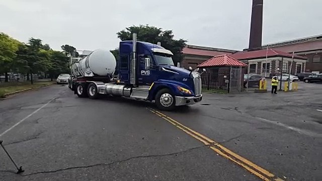 Fluoride truck arrives in Buffalo