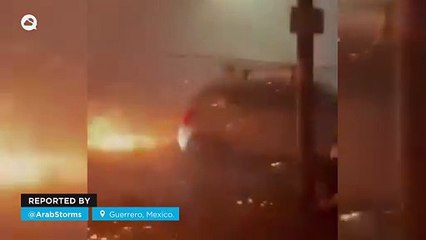 El huracán John causa estragos en Guerrero, México.