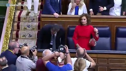 La falta de apoyos obliga al Gobierno a retirar el techo de gasto