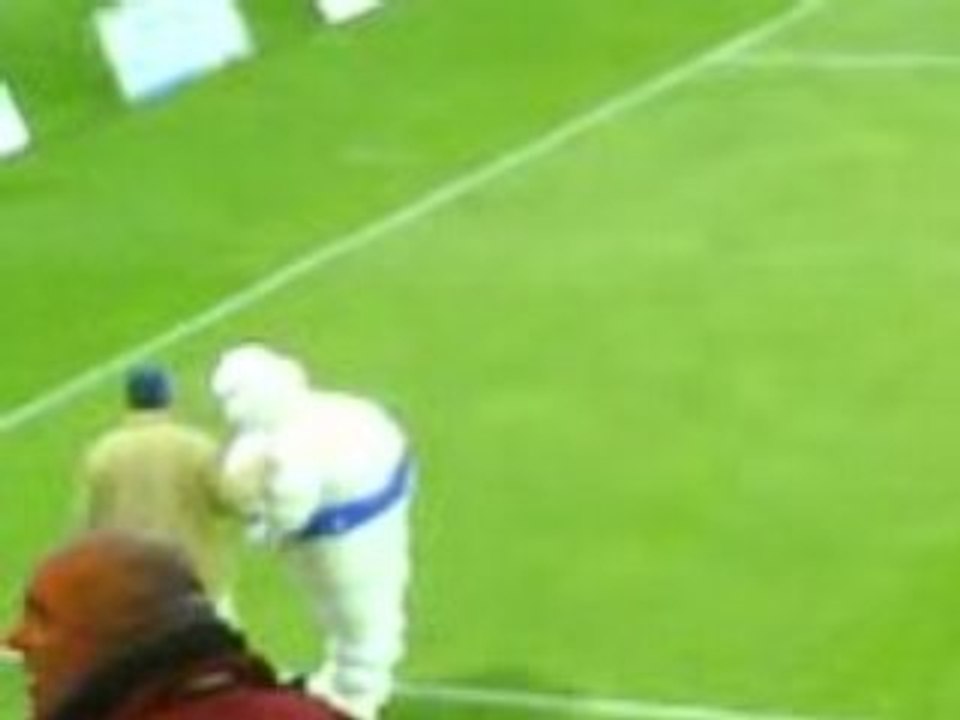 Mi-Temps VOC - Paris FC Mascotte