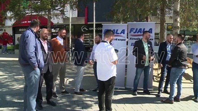 FJALA - Hapja e fushatës në Mitrovicë (reportazh nga RTV 21)