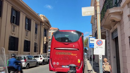 Crisi Ast, centinaia di pendolari e studenti restano a piedi