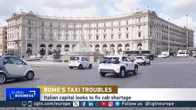 Rome's cab drivers won't hail mayor for seeking to fix taxi shortage