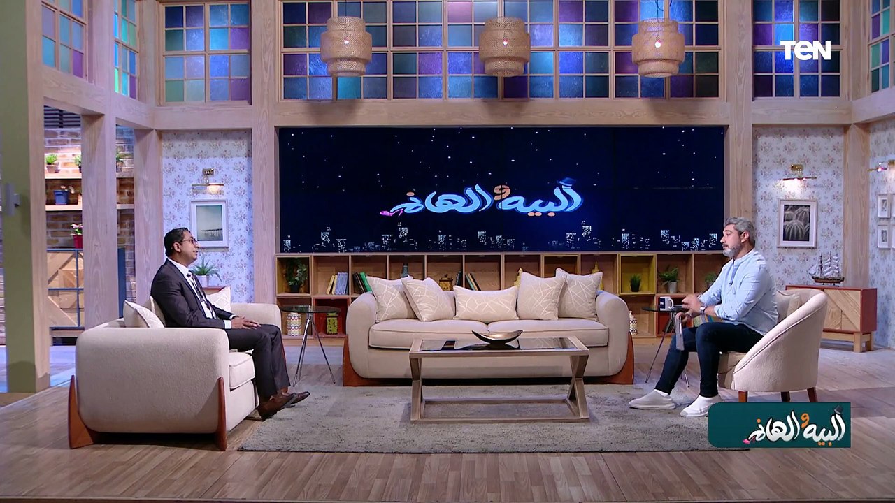 هل صح أن الست تعمل فيك أكونت عشان تراقب زوجها؟....
