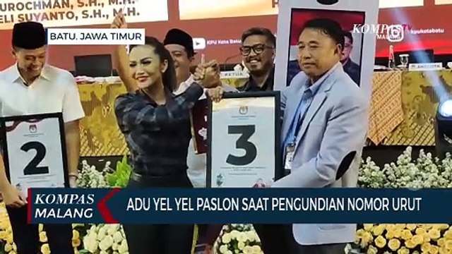 Adu Yel-yel Pendukung Paslon Saat Pengundian Nomor Urut
