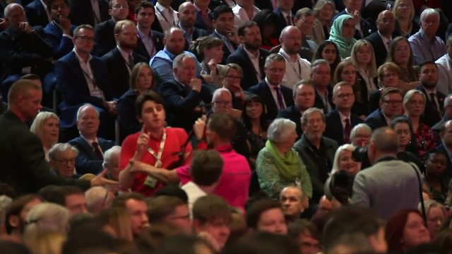 Starmer Heckled at Labour Conference