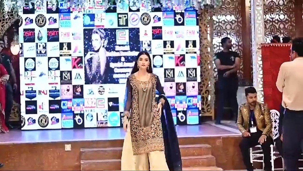 Karachi fashion Revoluton Event Model Ramp walk#modeling #rampwalk