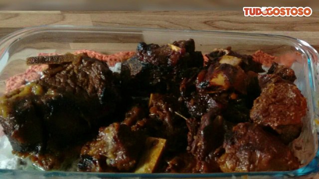 Costela de panela de pressão sem água