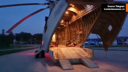 世界最大のヘリコプターが試験期間のためにイランに到着予定