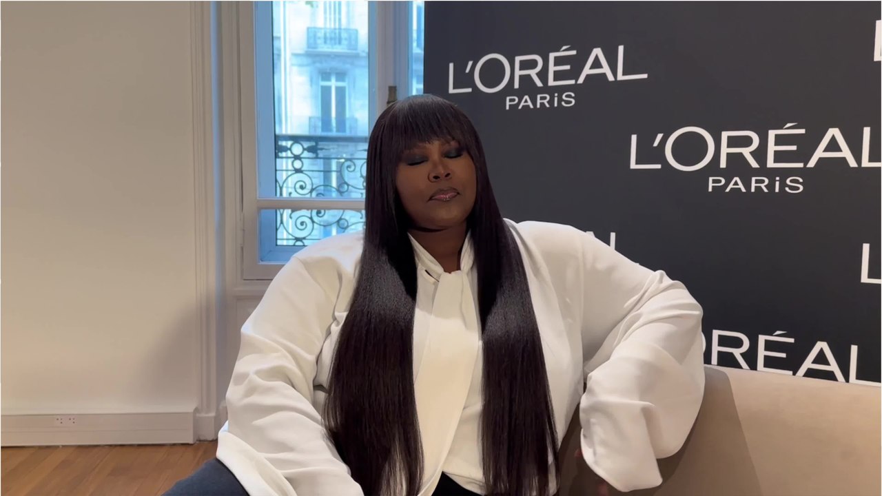 GALA VIDÉO - Interview Yseult à l'occasion du défilé L'Oréal Paris
