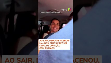 Deolane deixa presídio em Pernambuco, e fãs abrem espumante para comemorar soltura #shorts