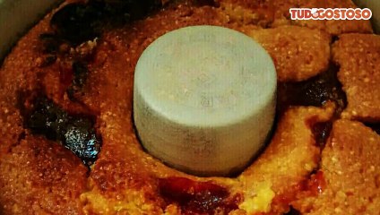 Bolo de milho com goiabada