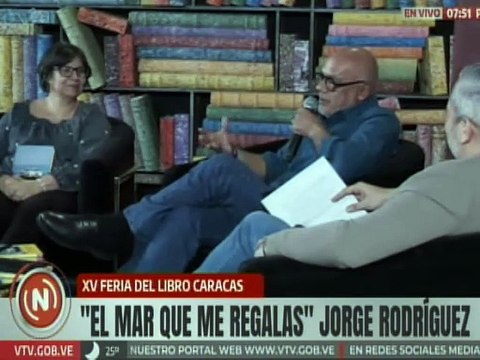Jorge Rodríguez presenta su novela El mar que me regalas en la XV Feria del Libro de Caracas