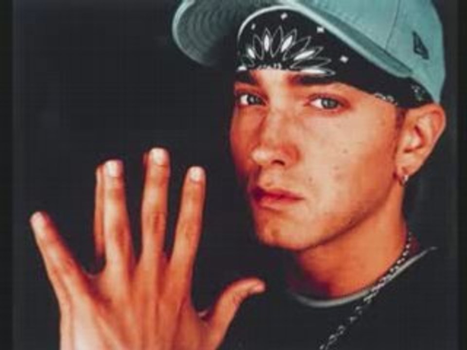 Eminem - Bully