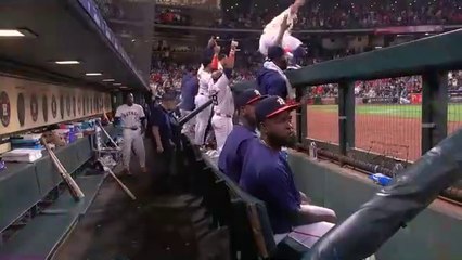 J- HEY HEY HEY ! Jason heyward breaks the scoreboard and then Homers in his next at- bat !