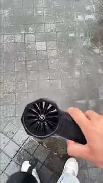 Belle astuce pour marcher les pieds au sec