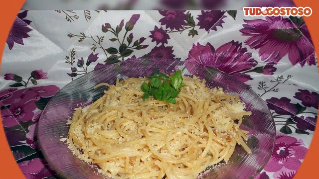 Macarrão alho e óleo saboroso