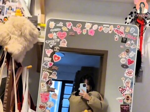 Title: A Day in My Life | Back to School, Thesis Discussion, and More! Description: She navigates a busy day filled with school, thesis discussions, errands, and quality time with family and friends! From a quick 15-minute makeup