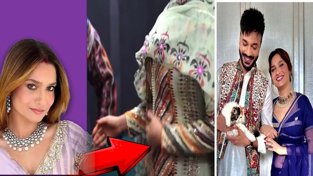 Ankita Lokhande Pregnant: Ankita के पेट को छूते दिखे Aly Goni, क्या Vicky Jain बनने वाले है Papa?
