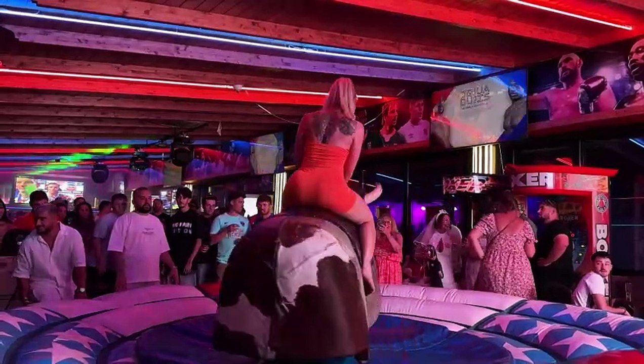 OMG Pretty Girl Ride on Benidorm Bull - Mechanical Bull. Spain Resort