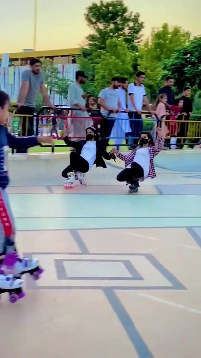 Skater girls | Beautiful Pakistani skater girls