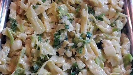 Salada de repolho com frutas