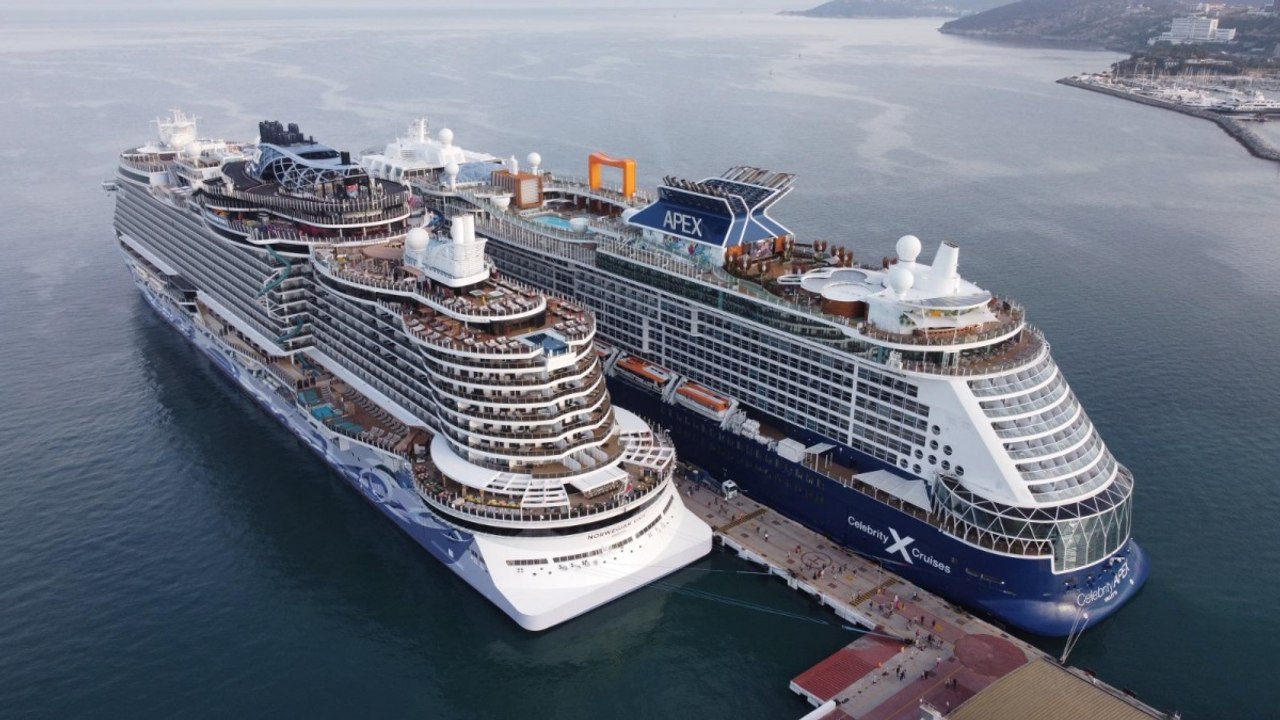 Bakan Uraloğlu: “Kuşadası Limanı en fazla kruvaziyer geminin uğrak yaptığı liman oldu”