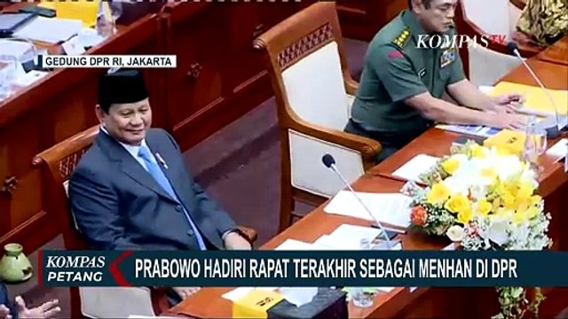 Prabowo Hadiri Rapat Terakhir Sebagai Menhan di DPR, Dapat Bunga Hingga Bahas 5 RUU