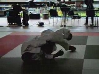 étranglement tres rapide !!!