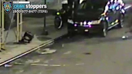 Robbers on e-bikes snatch necklaces off victims in Manhattan