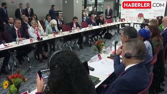CHP Genel Başkanı Özgür Özel, Filistin Sorununa Çözüm İçin Ramallah'ta Toplantı Önerdi